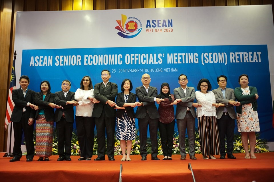 Hội nghị hẹp Quan chức Kinh tế ASEAN tại thành phố Hạ Long.