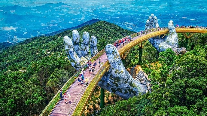 Cầu vàng Sunworld Ba Na Hills