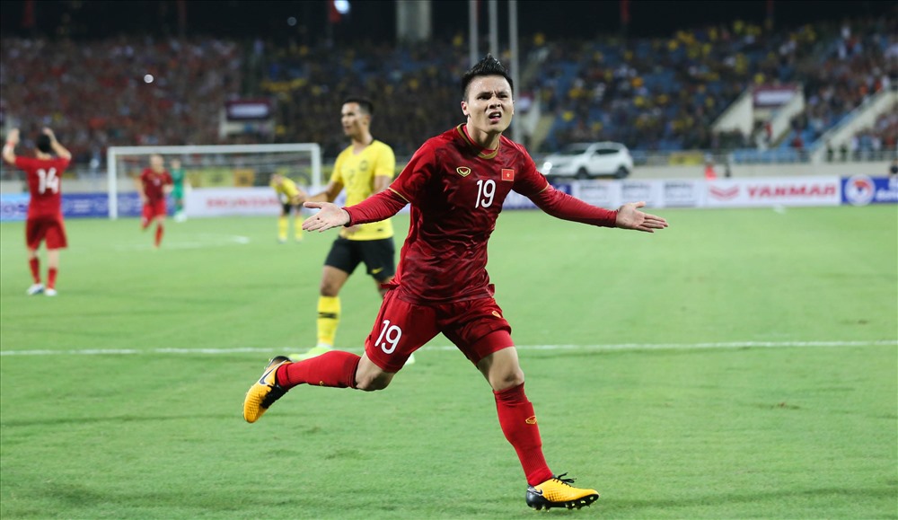 Với phong độ chói sáng trong màu áo đội tuyển quốc gia và câu lạc bộ, Quang Hải mơ ước sẽ được ra nước ngoài thi đấu trong tương lai không xa. Ảnh: Hoài Thu