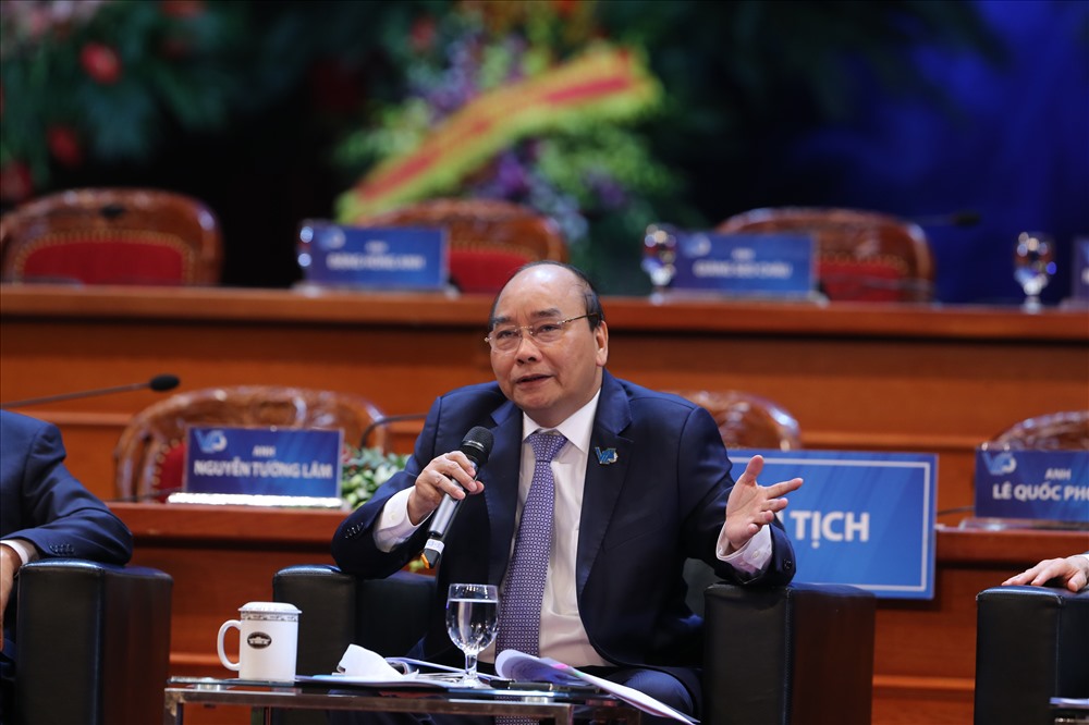Thủ tướng Nguyễn Xuân Phúc trả lời các câu hỏi của đại biểu.