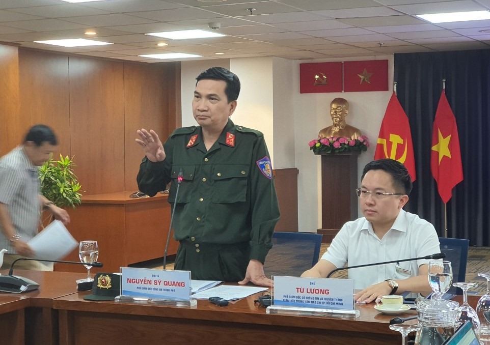 Đại tá Nguyễn Sỹ Quang, Phó Giám đốc Công an TP.HCM, thông tin tình hình an ninh trật tự  Ảnh: A.T