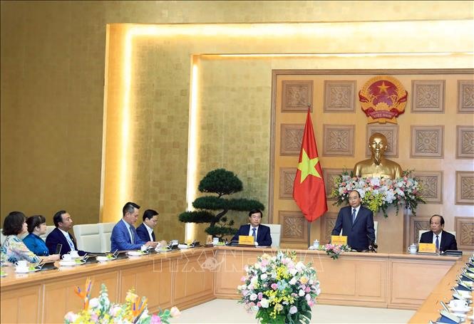 Thủ tướng Nguyễn Xuân Phúc gặp mặt các đại biểu. Ảnh: Thống Nhất/TTXVN