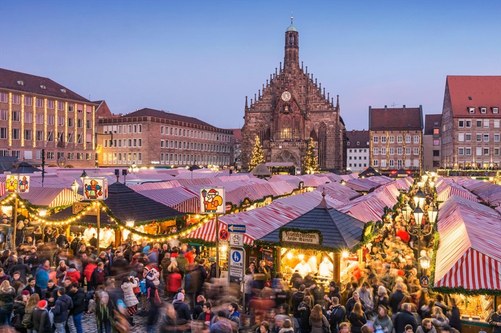 Thành phố Nuremberg, phía bắc bang Bayern nổi tiếng với những chợ Giáng sinh truyền thống. Ảnh minh họa