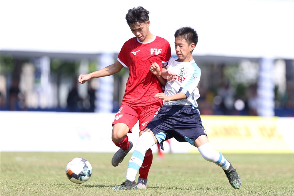 Giải bóng đá thiếu niên quốc tế U13 Việt Nam - Nhật Bản lần 2 năm 2019 sẽ là cơ hội để cầu thủ trẻ Việt Nam được thi đấu và có thêm kinh nghiệm. Ảnh: D.P