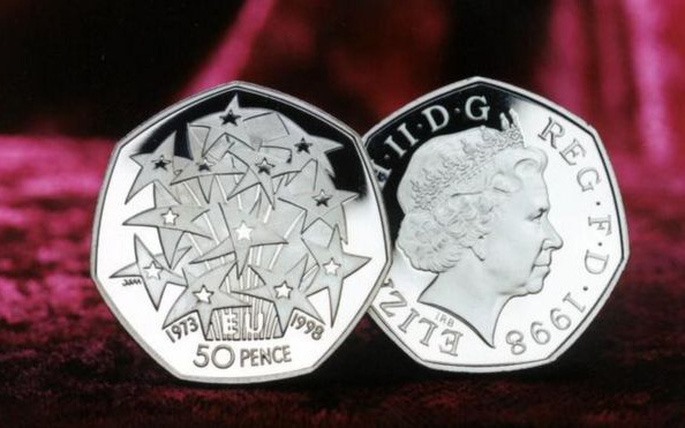 Nhằm đánh dấu sự kiện Brexit - Anh rời Liên minh châu Âu (EU), nước Anh sẽ phát hành một đồng tiền xu đặc biệt. Ảnh TL