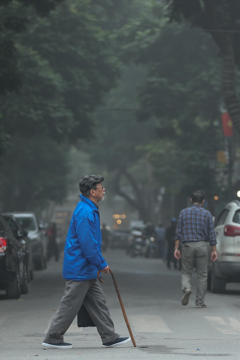 Nhiều người dân Hà Nội lo ngại cho sức khỏe bởi chất lượng không khí Hà Nội những ngày gần đây liên tục ở mức báo động.