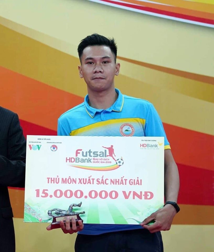 Thủ thành Nguyễn Hoàng Anh, thủ môn xuất sắc nhất tại giải Futsal Vô địch quốc gia và Cúp quốc gia 2019 cũng đã có một năm thi đấu ấn tượng và gặt hái được nhiều thành công. Ảnh: TSB