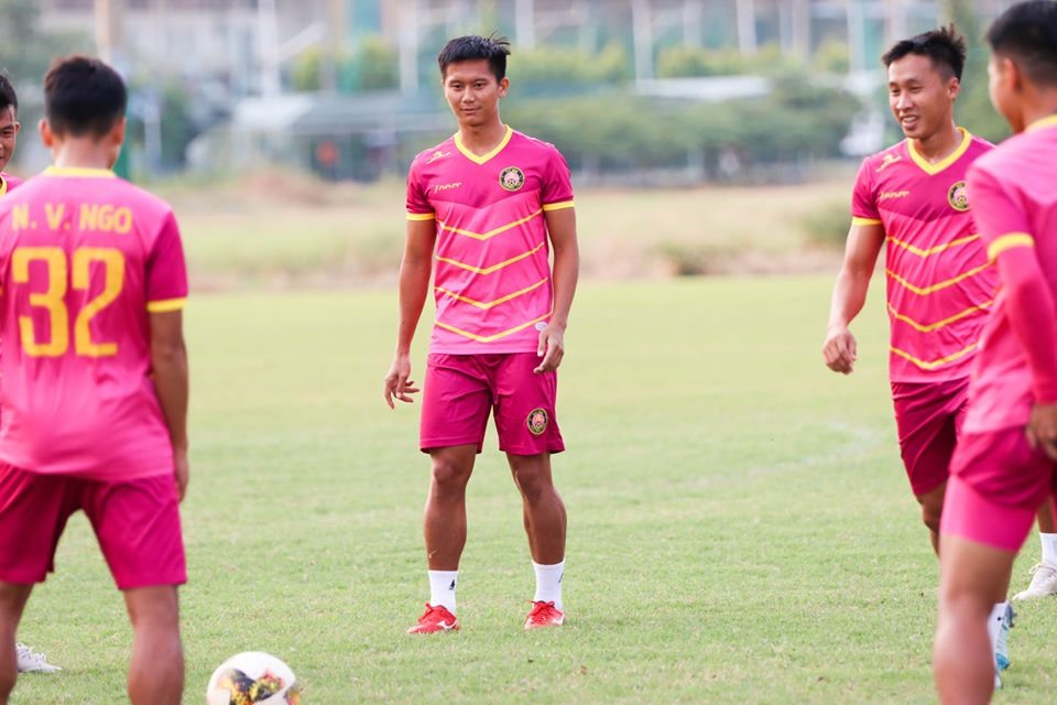 Những ông chủ mới cam kết giữ nguyên các cầu thủ để chuẩn bị cho mùa bóng tới. Ảnh: Sài Gòn FC.