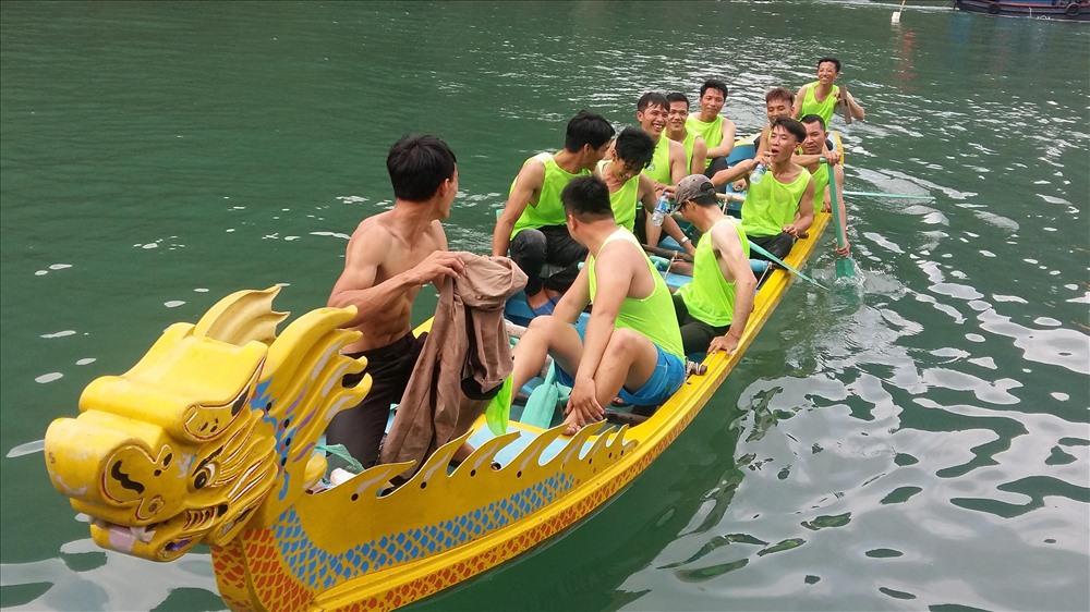 Thuyền rồng trên vịnh Hạ Long - một sản phẩm du lịch được du khách ưa thích. Ảnh: Nguyễn Hùng