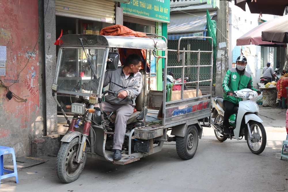 Ông Trần Văn Thắng đã chạy xe ba bánh được hơn 10 năm nay.