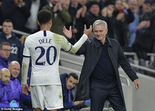 HLV Jose Mourinho đang có khởi đầu tương đối thành công với Tottenham. Ảnh: Daily Mail