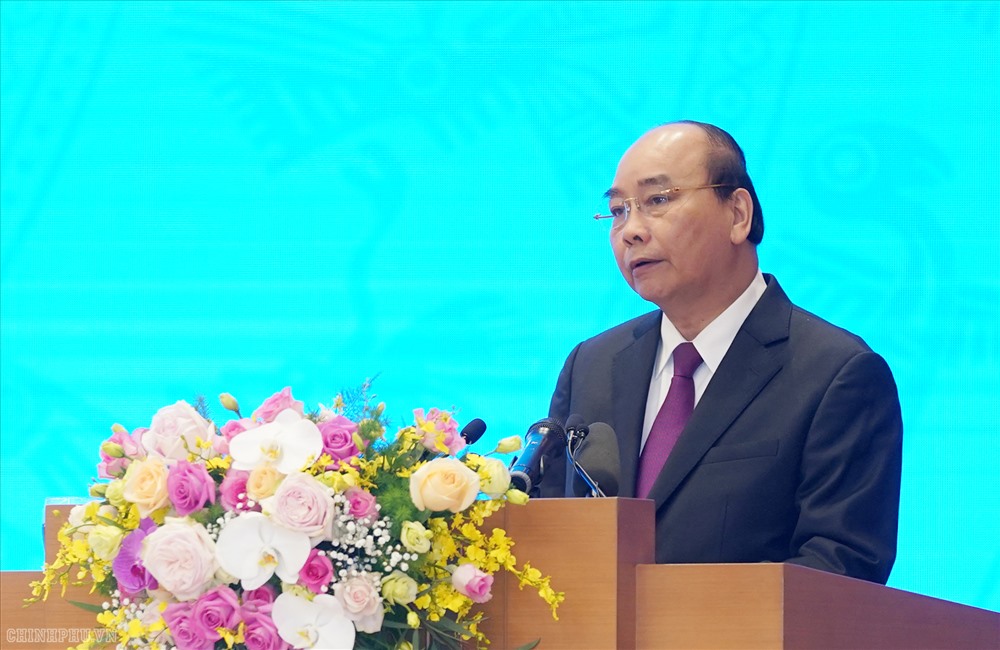 Thủ tướng Nguyễn Xuân Phúc phát biểu tại hội nghị. Ảnh VGP/Quang Hiếu