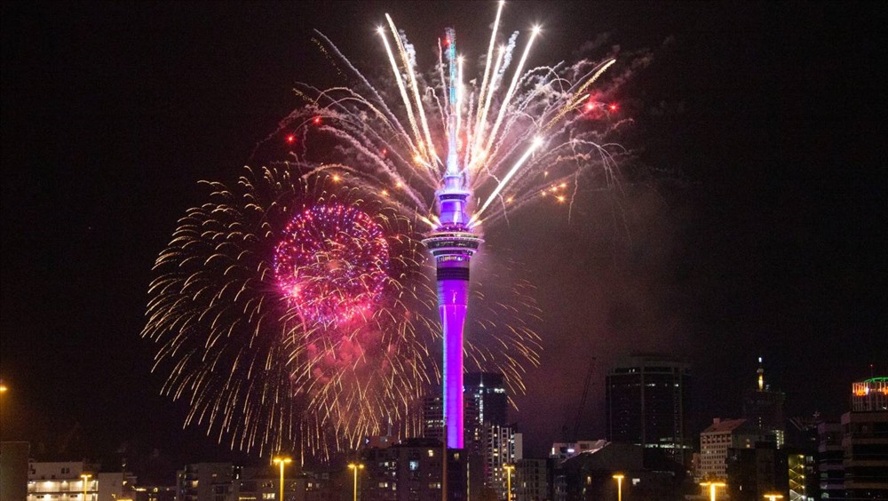 Màn trình diễn pháo hoa ngoạn mục ở Auckland, New Zealand. Ảnh: Stuff