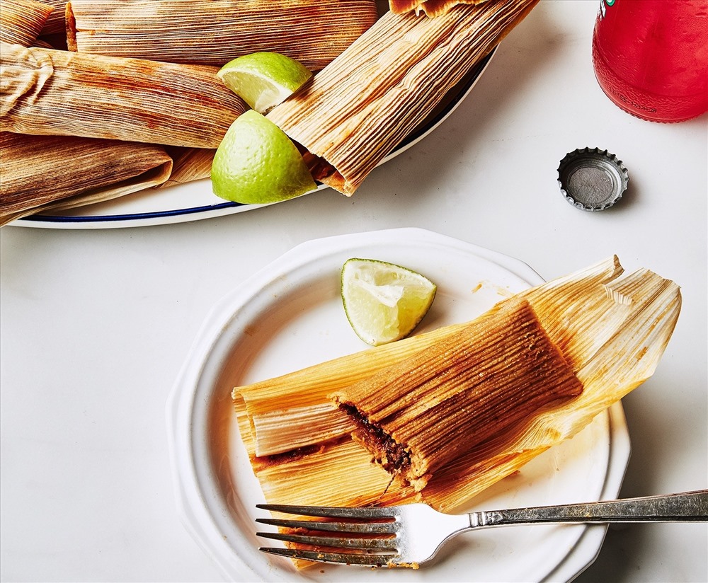 Người dân Mexico lựa chọn ăn những chiếc Tamales truyền thống.