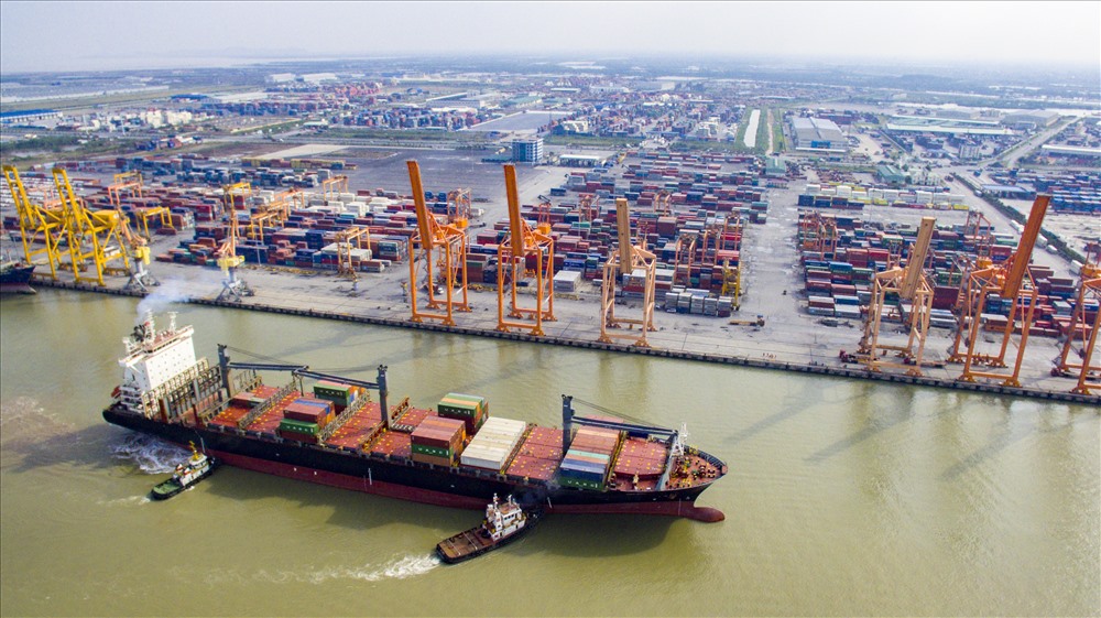Bến cảng Tân Vũ trực thuộc Công ty CP Cảng Hải Phòng. Ảnh: H.H