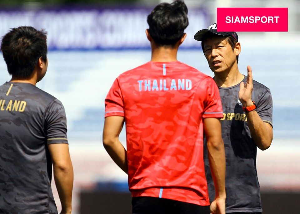 Kinh nghiệm ở World Cup đang không giúp HLV Nishiro thành công ở SEA Games. Ảnh: Siam Sport