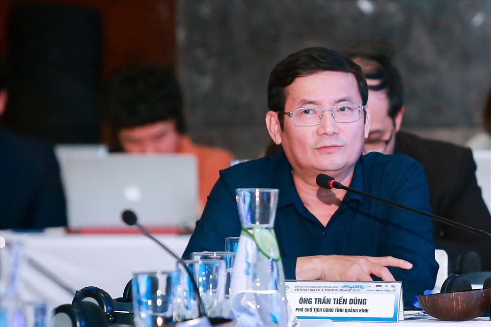 Ông Trần Tiến Dũng chia sẻ kinh nghiệm phát triển du lịch của địa phương của tỉnh Quảng Bình.