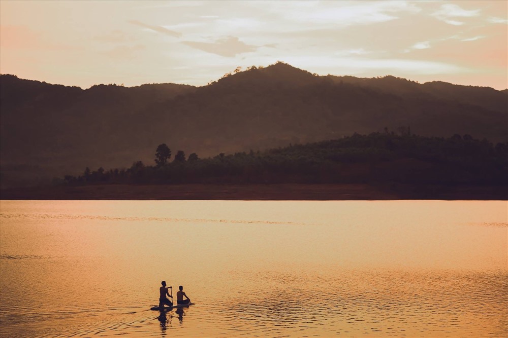 Không gian Rào Quán đêm rất yên bình. Ảnh: Bon Nguyen