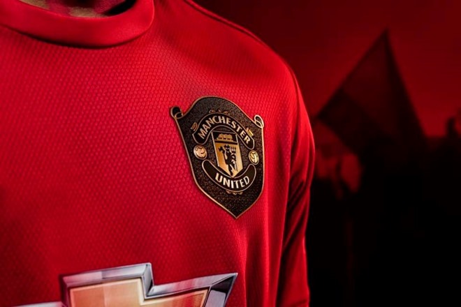 Ba thời khắc lịch sử được in trên mẫu áo đấu mới của MU mùa 2019/20
