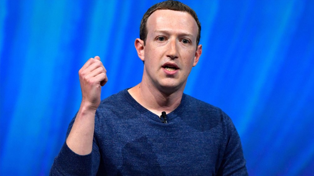 Người sáng lập Facebook, Mark Zuckerberg đã thảo luận về kế hoạch này với Mark Carney - thống đốc ngân hàng Anh quốc và tham khảo ý kiến của kho bạc Mỹ về các vấn đề hoạt động và quy định.