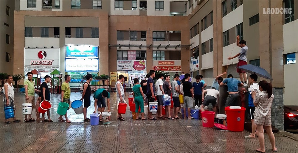 Người dân KĐT Tân Tây Đô cho biết, tình trạng mất nước bắt đầu từ ngày 24.5.