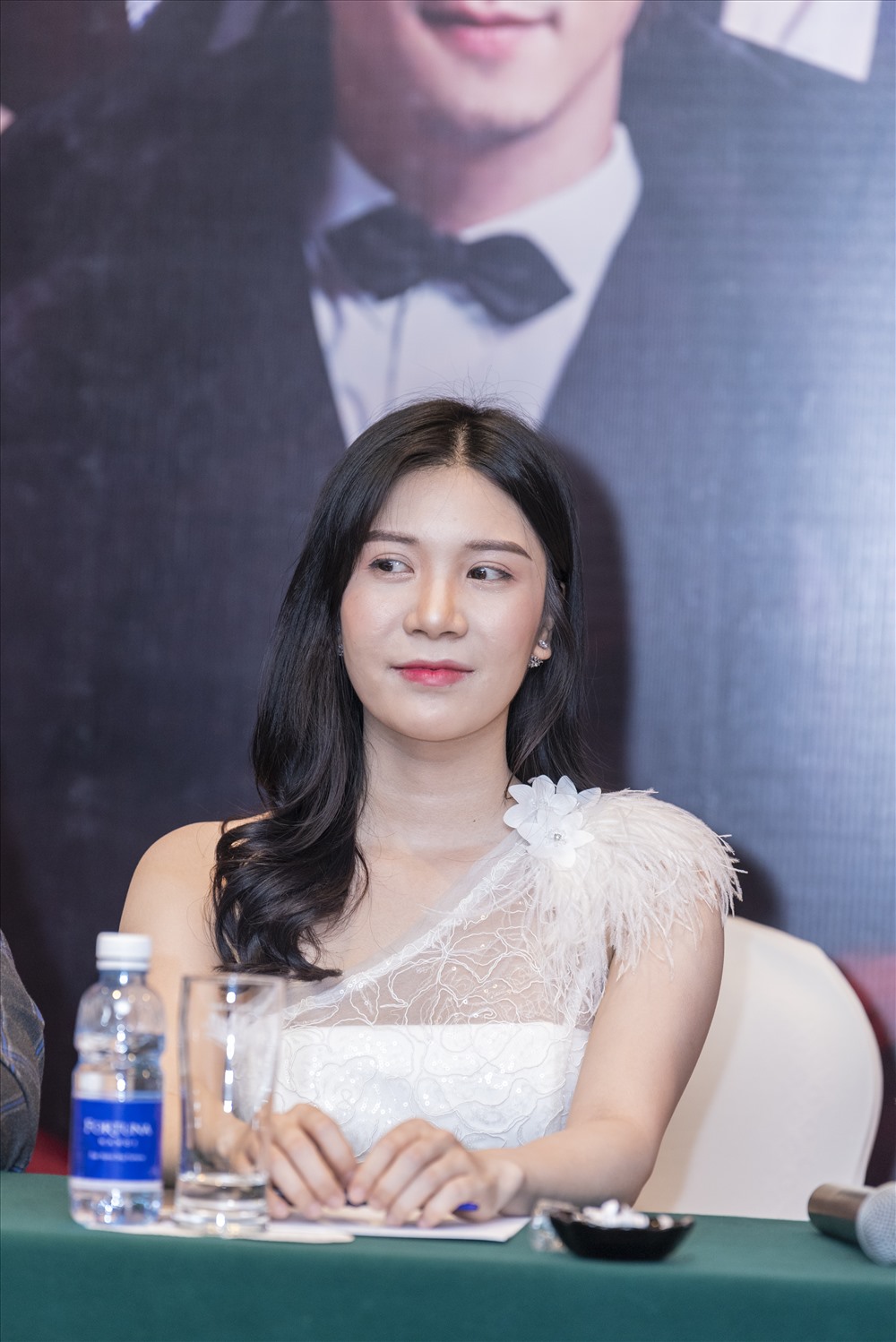Nữ diễn viên Thanh Bi cũng góp mặt trong dự án phim “Bão ngầm“.