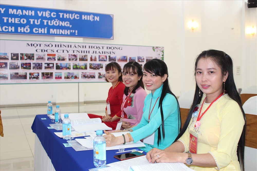 Các đại biểu là CNLĐ trực tiếp sản xuất tại CTy TNHH ChingLuh.