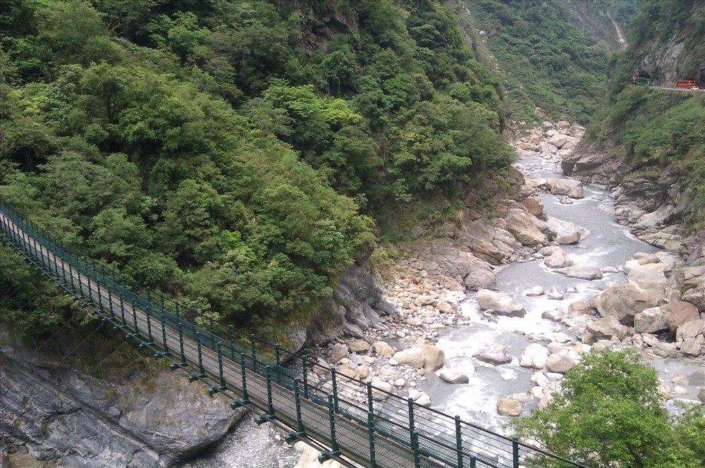 Cây cầu dài nhất công viên quốc gia Taroko Chingxi.