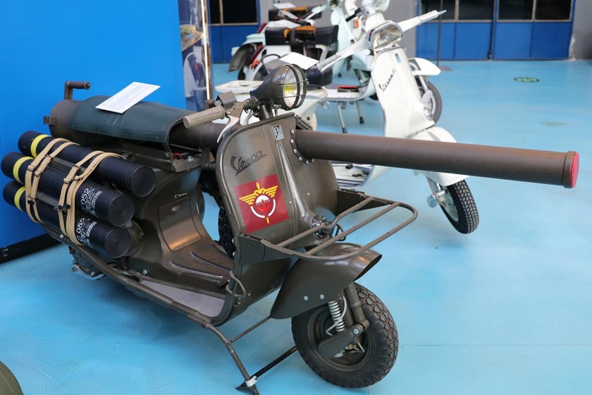 Vespa 150 TAP là chiếc xe gắn máy cơ động được sử dụng trong quân đội Pháp. Ảnh:Carbuzz