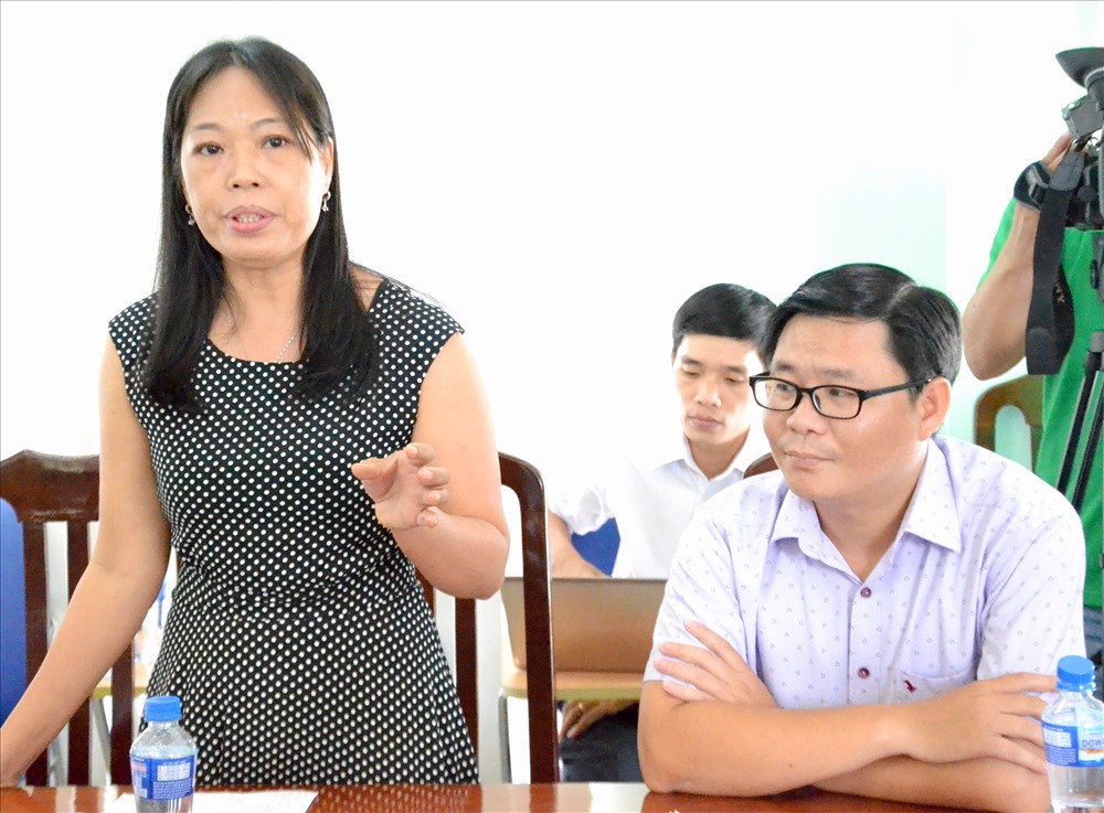 Nhà báo Ngọc Hạnh - Phó Giám đốc Đài PTTH Đồng Tháp phát biểu tại buổi gặp mặt. Ảnh: Lục Tùng