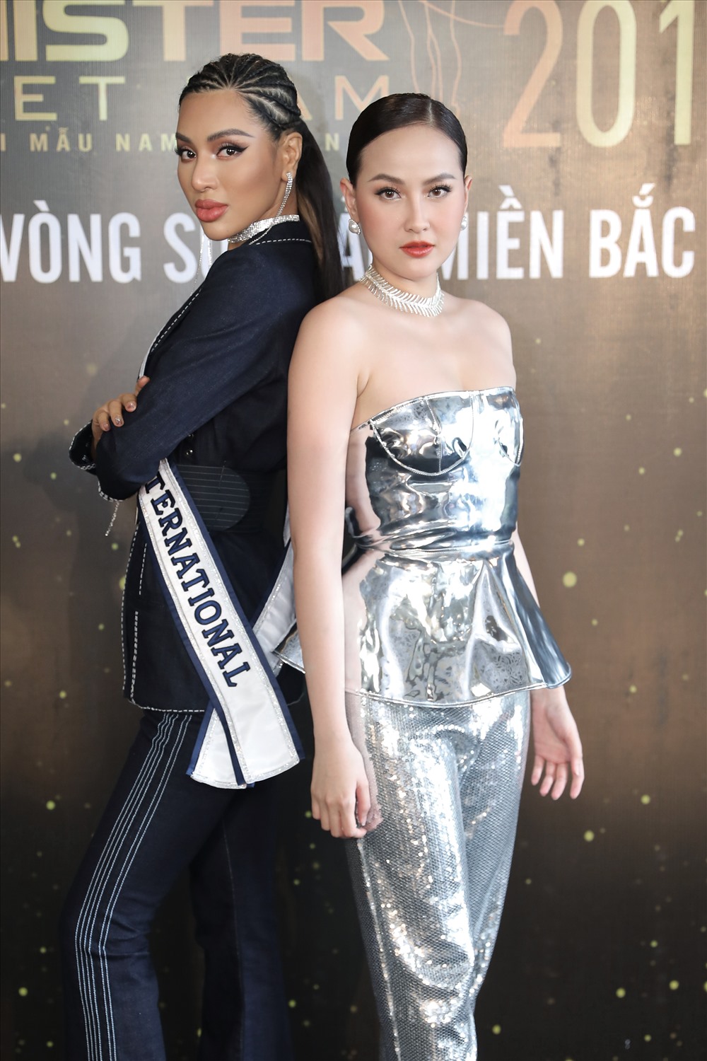 Siêu mẫu Khả Trang và Hoa hậu Khánh Ngân. Ảnh: BTC