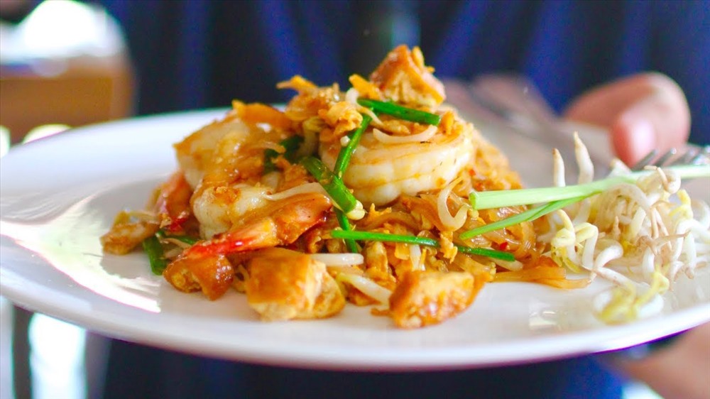 Pad Thai là món ăn nổi tiếng của người Thái Lan, từng được coi là món ăn quý tộc xưa.