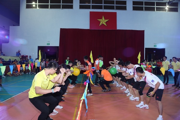 Thi đấu Games Teambiulding