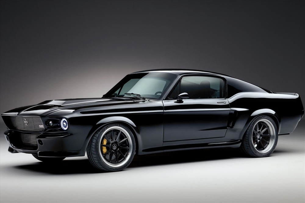 Thiết kế cực chất của chiếc Mustang chạy bằng điện của hãng