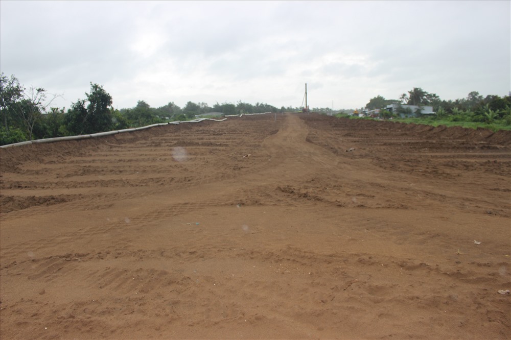 Hầu hết chiều dài dự án đã thi công phần nền đường.