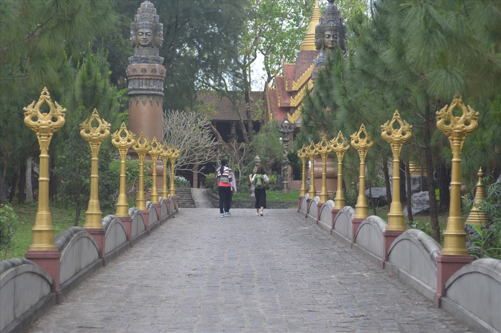 Kiến trúc mới lạ.