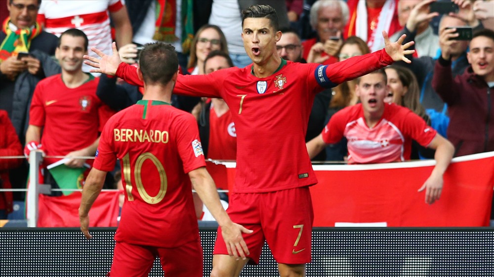Một mình Ronaldo hạ Thụy Sỹ. Ảnh: Getty.