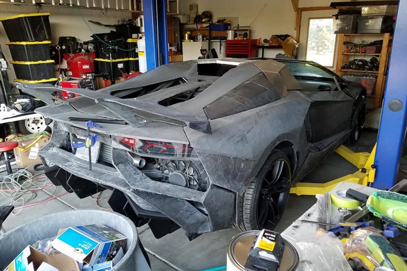 Phí sản xuất cho một chiếc Lamborghini Adventador in 3D là vào khoảng 20.000 USD. Ảnh: Carbuzz