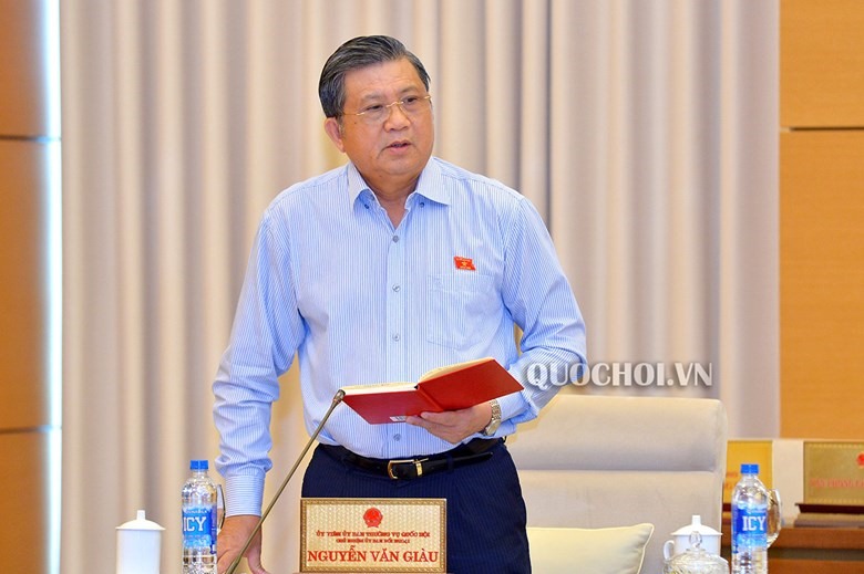 Chủ nhiệm Ủy ban Đối ngoại Nguyễn Văn Giàu phát biểu tại phiên họp. Ảnh Quochoi.vn