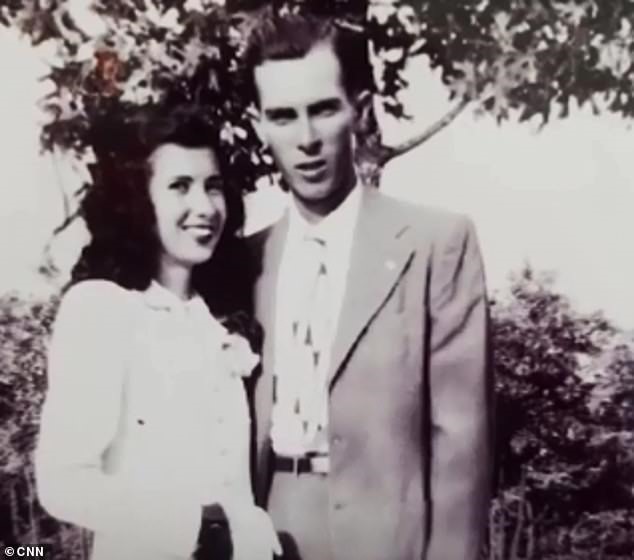 Cụ ông Herbert DeLaigle và cụ bà Marilyn Frances DeLaigle thời trẻ. Ảnh: CNN.