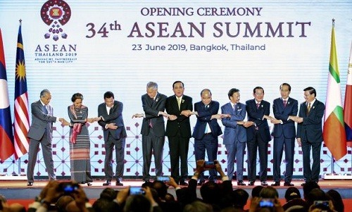 Việc đồng đăng cai tổ chức World Cup đã được thảo luận tại Hội nghị cấp cao ASEAN lần thứ 34. Ảnh: Reuters.