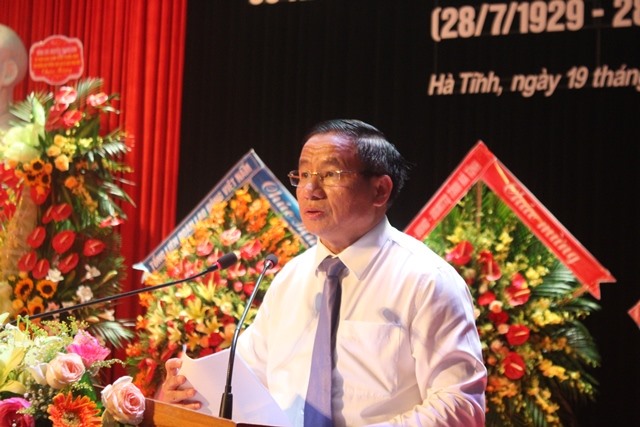 Đồng chí Lê Đình Sơn - Bí thư tỉnh ủy, Chủ tịch HĐND tỉnh Hà Tĩnh phát biểu. Ảnh: Trần Tuấn
