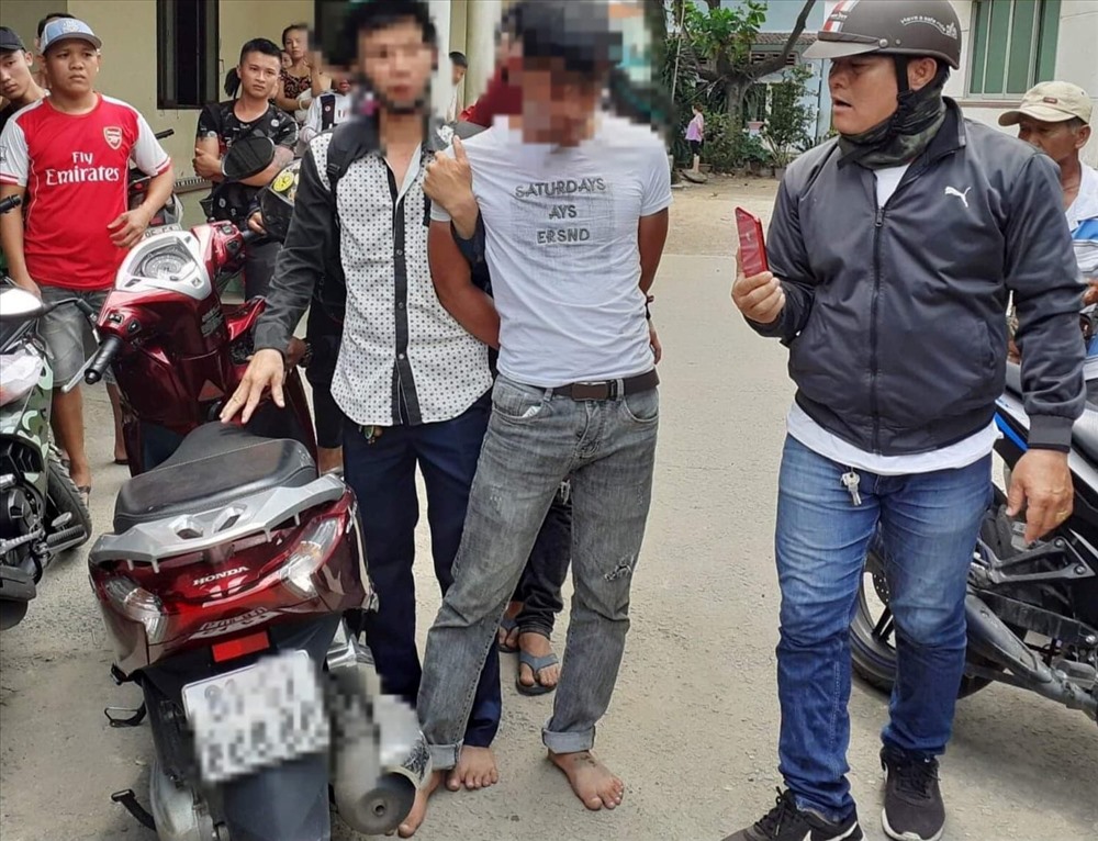 Chiếc xe mất trộm và đối tượng trộm xe là P.C.H (26 tuổi quê Nghệ An) bị bắt. Ảnh: ST