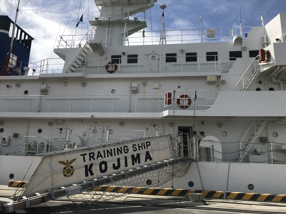 Chuyến thăm của tàu huấn luyện bảo vệ bờ biển Nhật Bản tới Đà Nẵng tiếp tục khẳng định mối quan hệ hợp tác tốt đẹp giữa Cảnh sát biển Việt Nam và lực lượng bảo vệ bờ biển Nhật Bản. Nhằm đảm bảo an ninh, an toàn trên biển trong khu vực. ảnh: H.Vinh