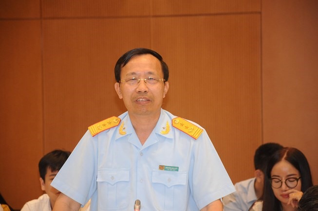 Tổng cục trưởng Tổng cục Hải quan Nguyễn Văn Cẩn khẳng định sẽ tiếp tục điều tra sâu để 2 tuần nữa có đủ căn cứ kết luận chính thức về vụ việc Asanzo.