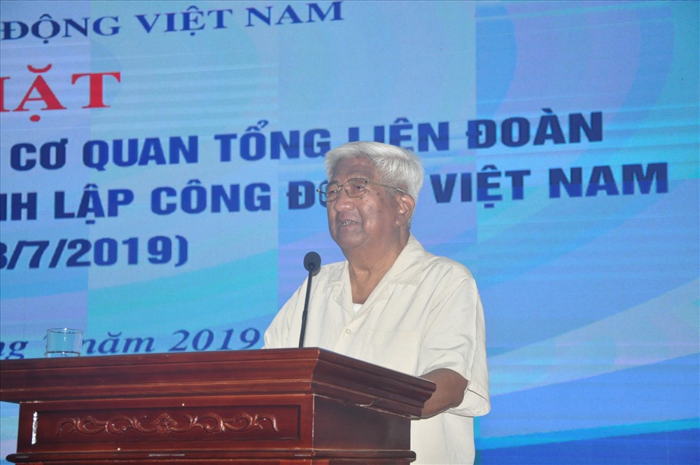 Đồng chí Phạm Thế Duyệt, nguyên ủy viên Thường vụ, nguyên ủy viên thường trực Bộ Chính trị, nguyên Chủ tịch Tổng Công đoàn Việt Nam  phát biểu tại buổi gặp mặt.
