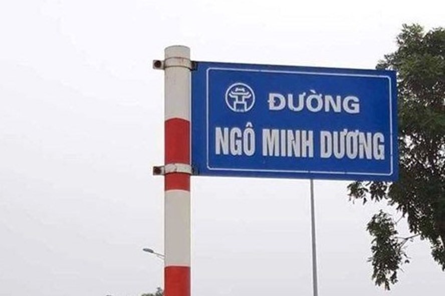 Hình ảnh người dân cung cấp về biển cắm tên đường “Ngô Minh Dương”.