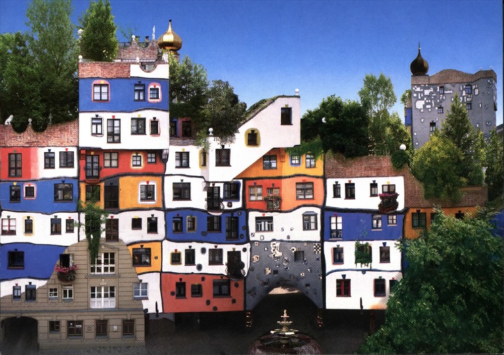 Kiến trúc độc đáo và lạ, mang phong cách “siêu vẹo” nhà Hundertwasser.