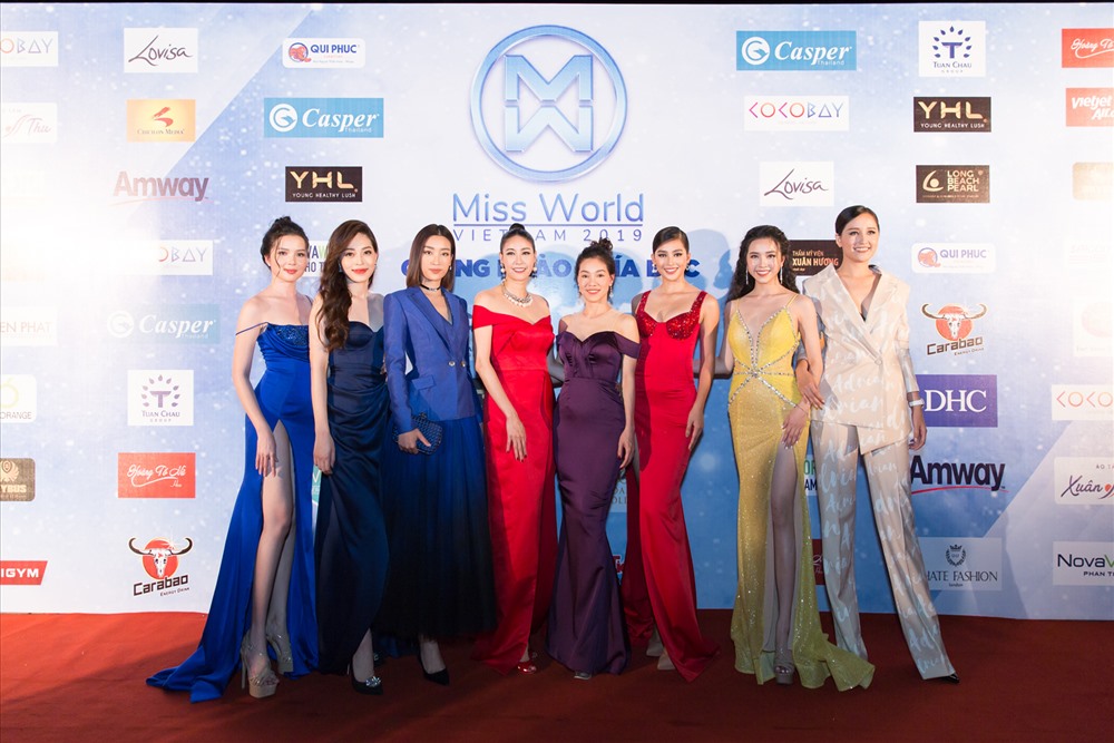Tối 7.7, đêm chung khảo phía bắc của Miss World Việt Nam - Hoa hậu Thế giới Việt Nam 2019 diễn ra tại Tuần Châu, Hạ Long với sự tham gia của loạt hoa hậu, á hậu đình đám. Ảnh: MWVN.