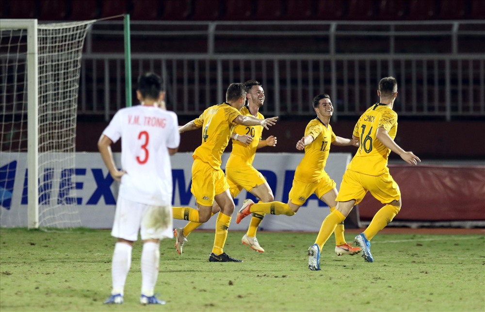 U18 Việt Nam thua đậm 1-4 trước U18 Australia trong thế trận thua một cách toàn diện. Ảnh: Hữu Phạm